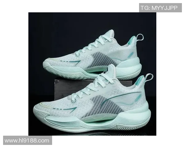 篮球装备选购指南：如何选择适合你的篮球鞋和配件推荐