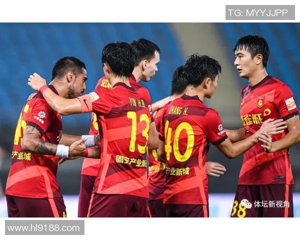 南京足球队强势领跑最新足球力量排行榜前十名分析与展望